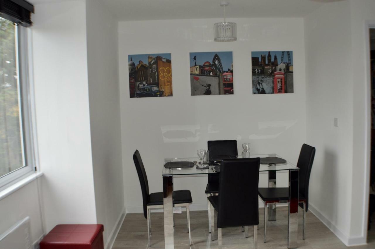 Palm Court Apartment Bournemouth Bagian luar foto